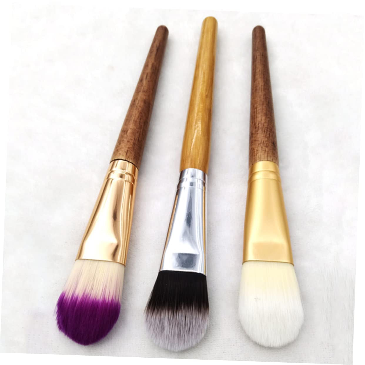 Cosmetic Brush Makeup Bamboo Handle Makeup Brush Portable Practical Random Style