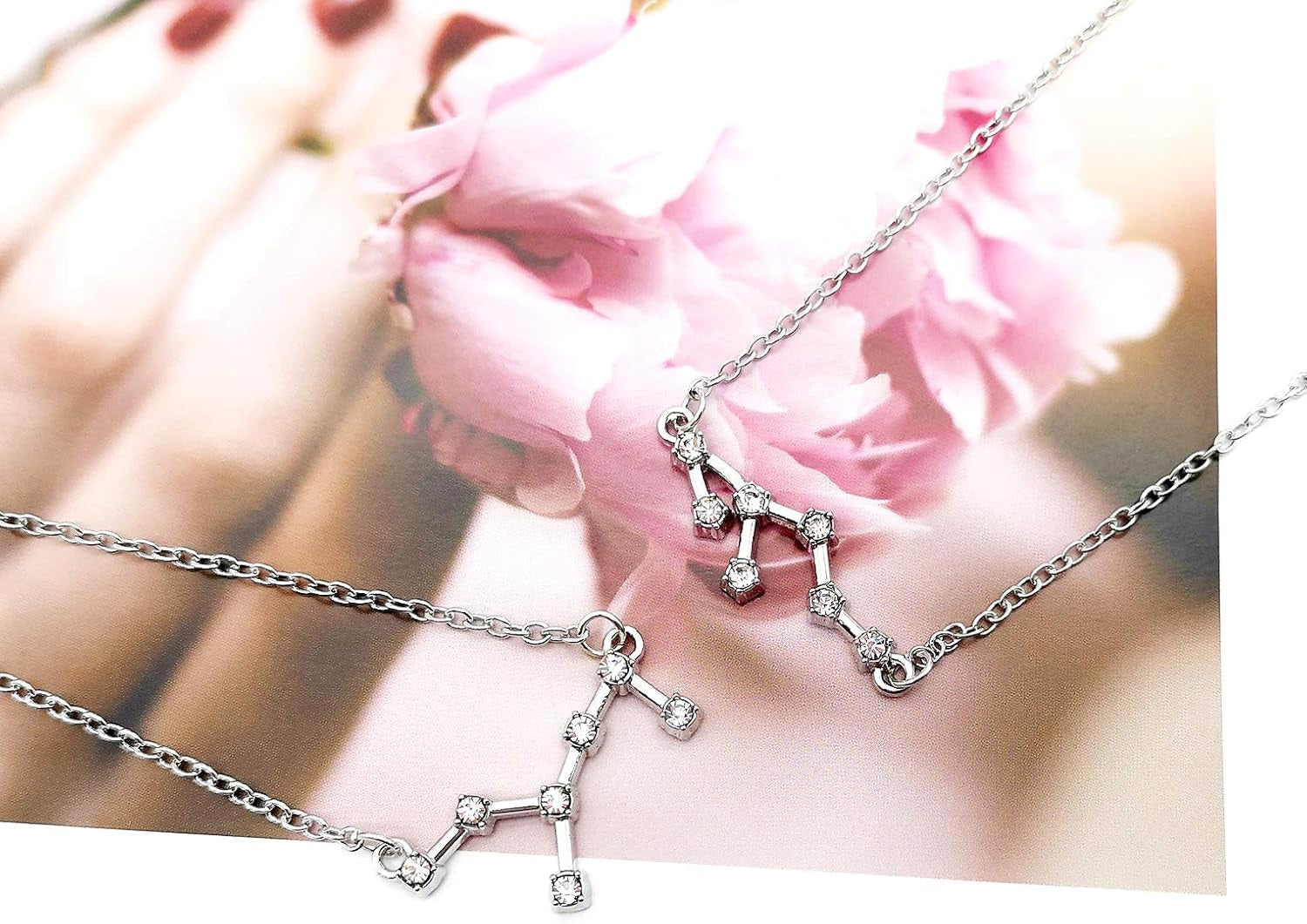Rhinestone Zodiac Pendant Necklace for Women Silver Crystal 12 Constellation Necklaces Horoscope Sign Star Gemini Necklace Friendship Jewelry