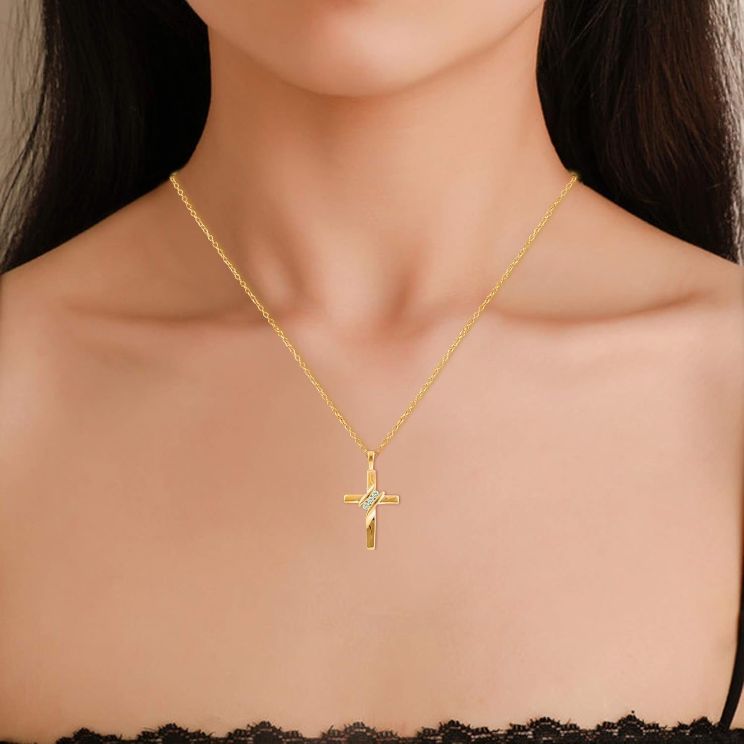 10K Diamond Three-Stone Cross Pendant Necklace Religious Jewelry (0.05Cttw, I-J/I2-I3) 18"