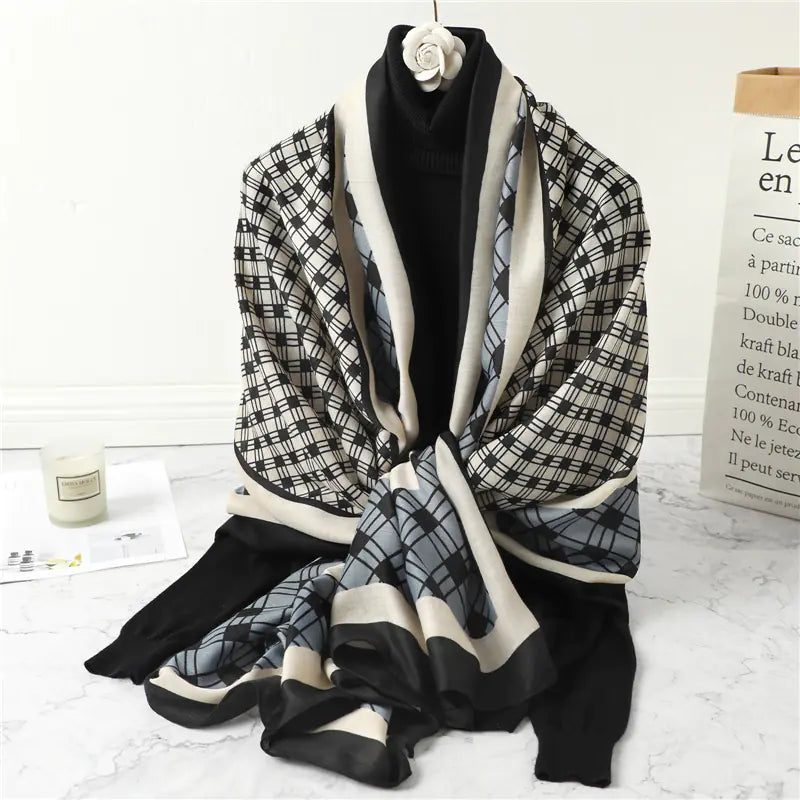 Korean Style Plaid Scarf for Women - Warm Shawl