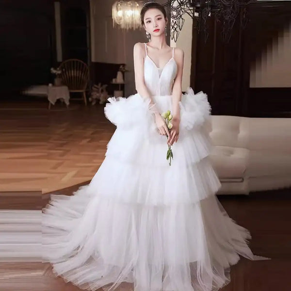 White Suspender Light Wedding Dress with Pettiskirt