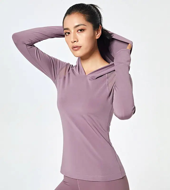Breathable Quick-Drying Slim Fit Yoga Top for Women